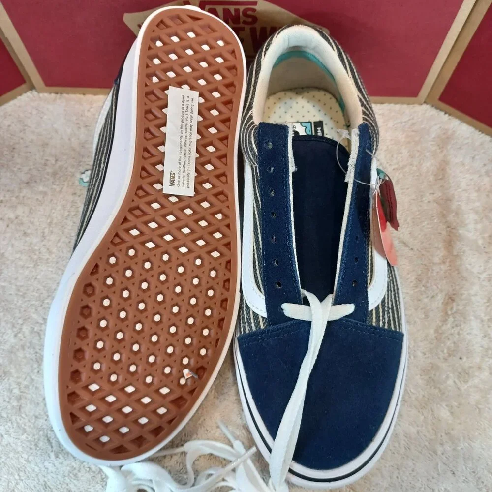 Vans Men's 7.5/Women's 9 Comfycush Old Skool Stripe Dress Blues/White VN0A5DYC9K